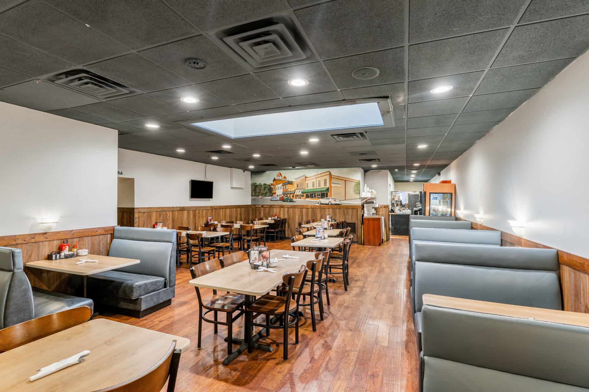Private event dining at Main Street Cafe